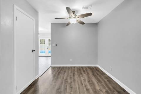 138 NW Virginia Drive, Fort Walton Beach FL - photo 22 of 44