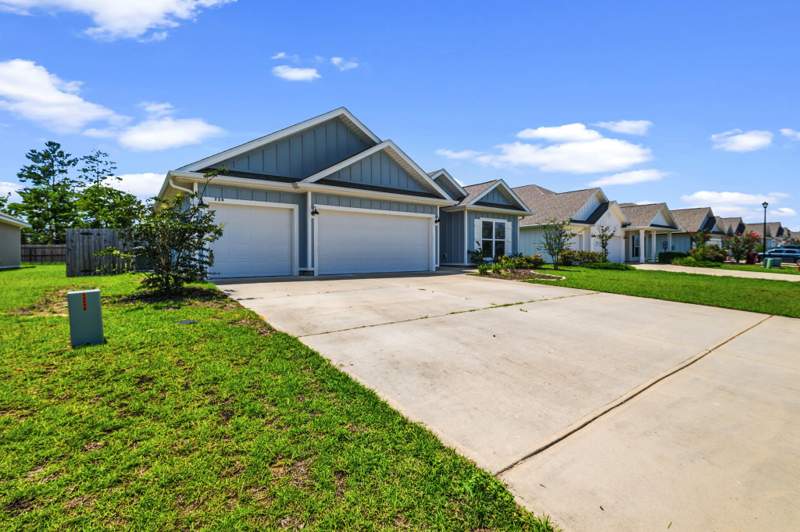 4 bedroom Detached Single Family at 724 Quintana Street, Shoal River Landing Phase 2A, Crestview — photo 3