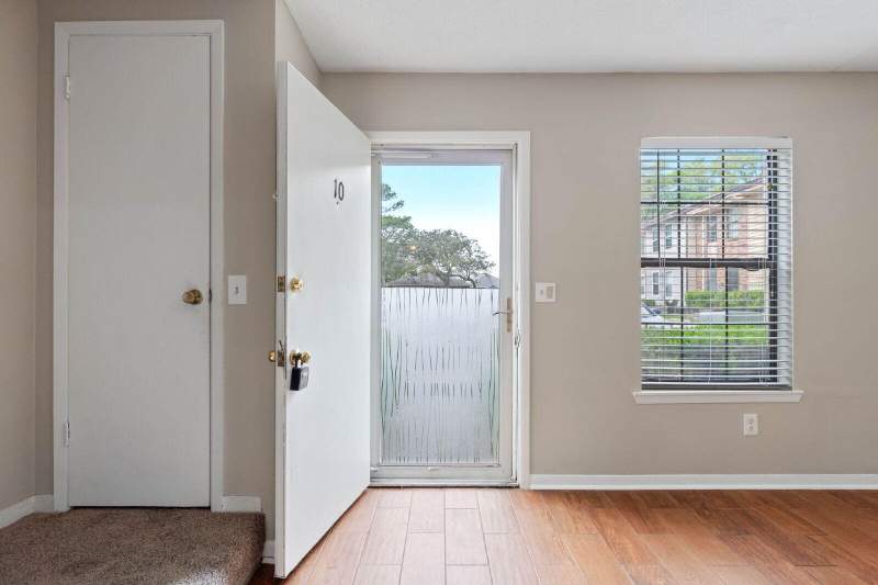 2 bedroom Townhouse at 611 Center Street #Unit 10, Brownsville Station 2, Fort Walton Beach — photo 3