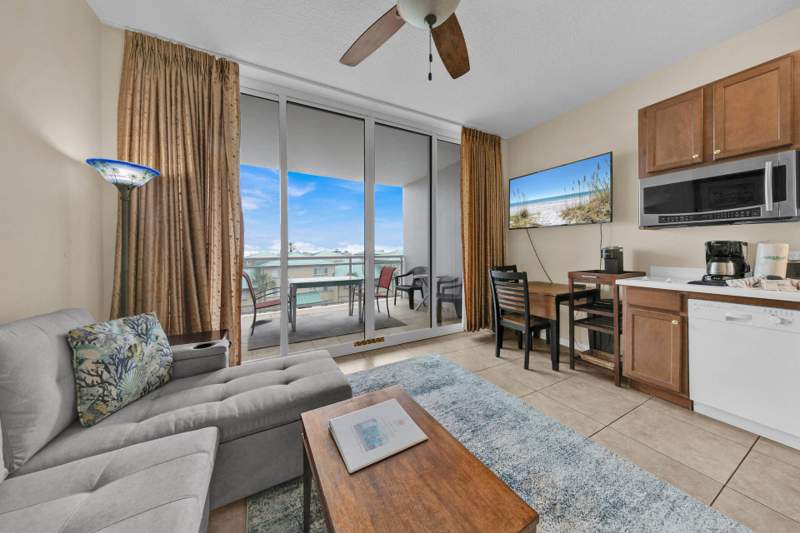1 bedroom Condominium at 1517 SE Miracle Strip Parkway #406, Destin West Gulfside Villas, Fort Walton Beach — photo 4