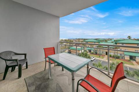 1517 SE Miracle Strip Parkway #406, Fort Walton Beach FL - photo 17 of 35