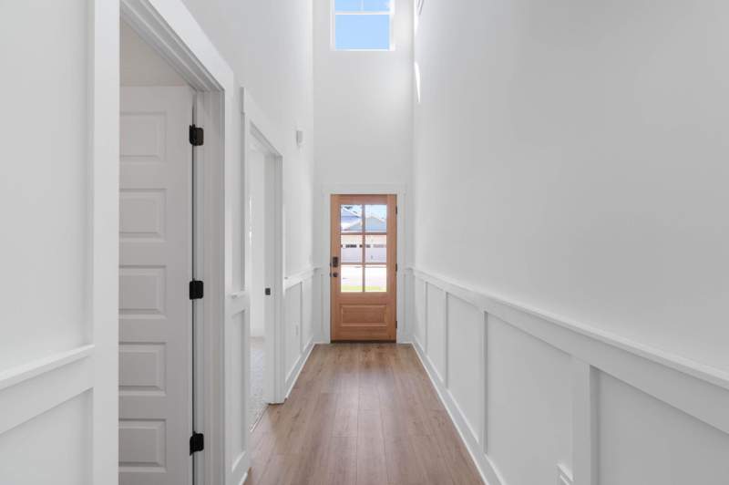 5 bedroom Detached Single Family at 109 Spirit Bear Way, Bear Creek Cottages, Freeport — photo 4
