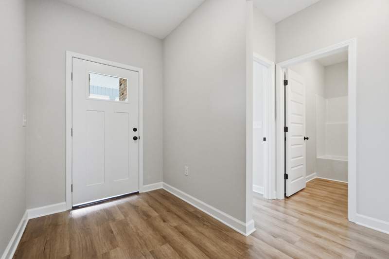 4 bedroom Detached Single Family at 2808 Blackbird Court, Barton's Bend, Crestview — photo 3