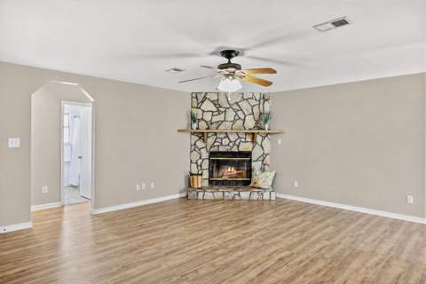 479 Cascabellas Street, Mary Esther FL - photo 6 of 27