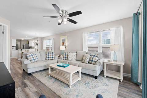 670 Nautilus Court #205, Fort Walton Beach FL - photo 6 of 34