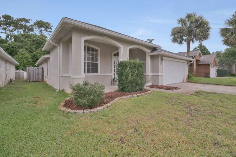 4 bedroom Detached Single Family at 272 Tecumseh Lane, Cobia Bay, Mary Esther — photo 2
