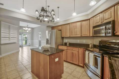 272 Tecumseh Lane, Mary Esther FL - photo 8 of 39