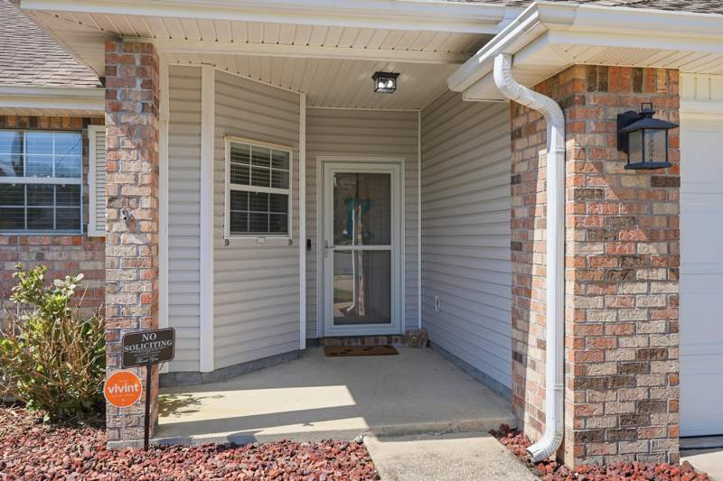 4 bedroom Detached Single Family at 4761 Connor Drive, Sugar Creek S/D, Crestview — photo 3