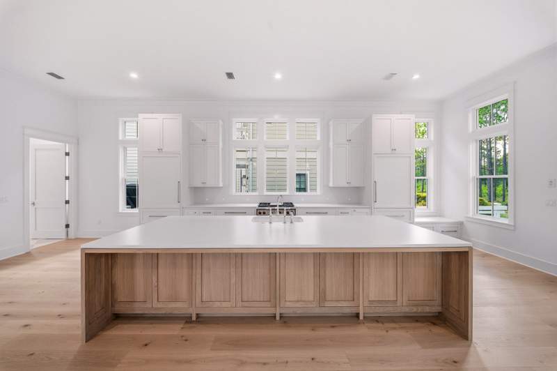 5 bedroom Detached Single Family at 202 Climbing Rose Way, Watercolor, Santa Rosa Beach — photo 3