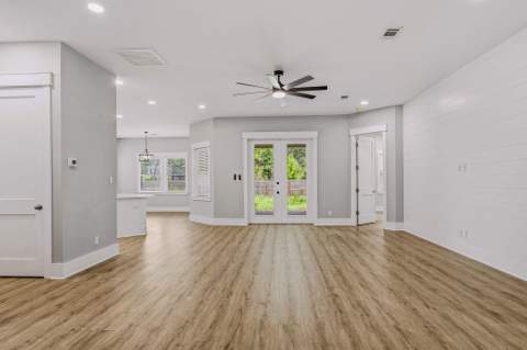 258 W Bayou Forest Drive, Freeport FL - photo 6 of 44