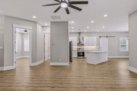 258 W Bayou Forest Drive, Freeport FL - photo 7 of 44