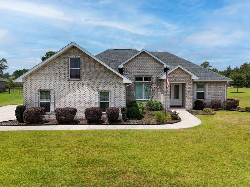 3 bedroom Detached Single Family at 440 Gentle Wind Court, Windswept Estates, Freeport — photo 2