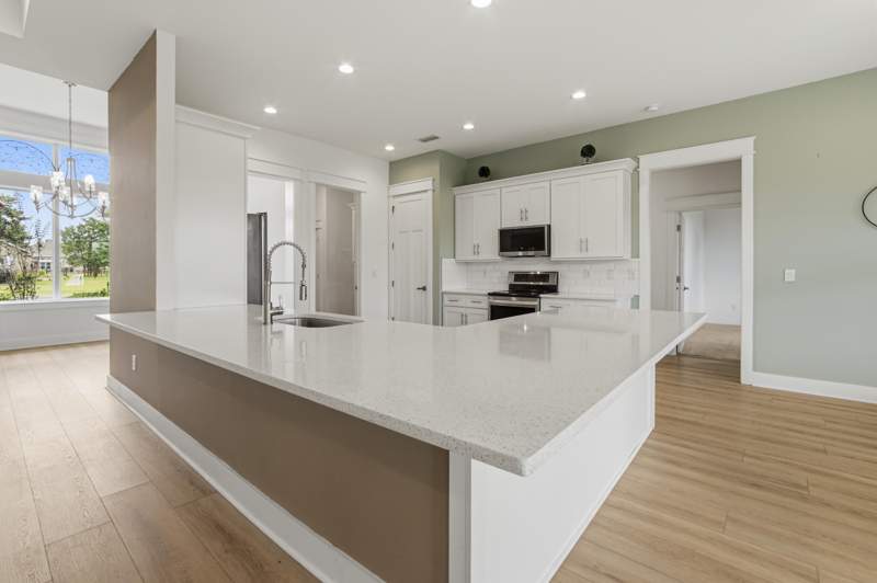 3 bedroom Detached Single Family at 440 Gentle Wind Court, Windswept Estates, Freeport — photo 3