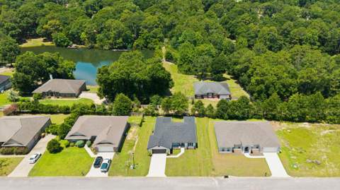 249 Paradise Palm Circle, Crestview FL - photo 13 of 56