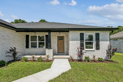 249 Paradise Palm Circle, Crestview FL - photo 8 of 56