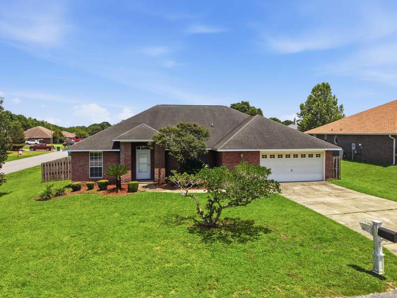 4 bedroom Detached Single Family at 2264 Lewis Street, Lee Farms Ph II, Crestview — photo 2