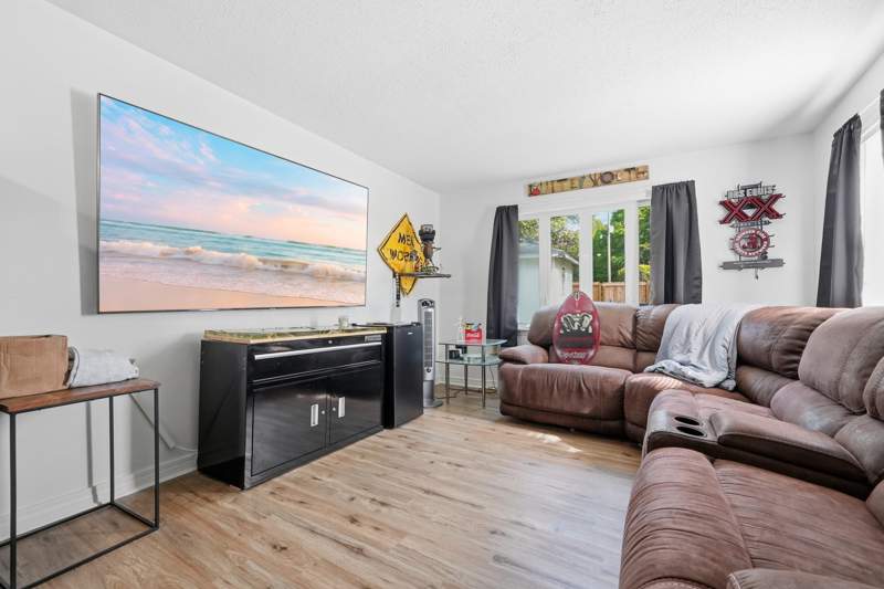 3 bedroom Detached Single Family at 113 Boyce Drive, Choctaw 1st Addn, Shalimar — photo 5