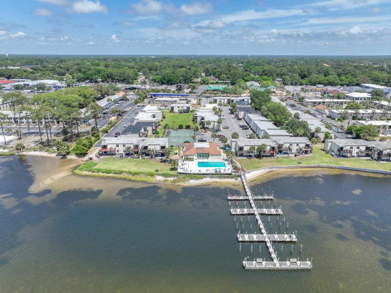 2 bedroom Condominium at 308 SW Miracle Strip Parkway #3B, Fountainhead, Fort Walton Beach — photo 2