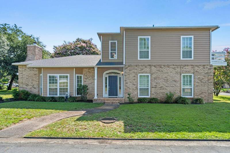 2 bedroom Detached Single Family at 895 Shalimar Court, Shalimar Pointe Ph 1, Shalimar — photo 4