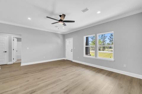 193 Hunters Ridge Drive, DeFuniak Springs FL - photo 11 of 53