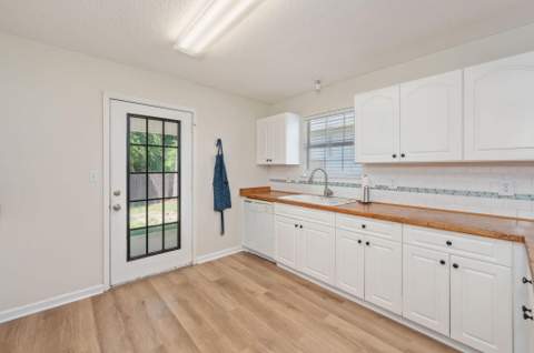 398 Pristine Water Lane, Mary Esther FL - photo 14 of 31