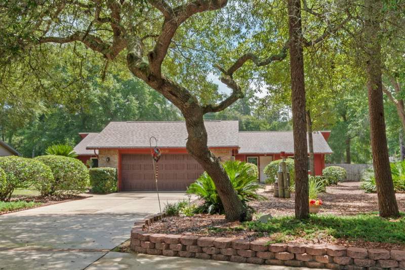 4 bedroom Detached Single Family at 2436 Rocky Shores Drive, Rocky Bayou Country Club Estates 6, Niceville — photo 5