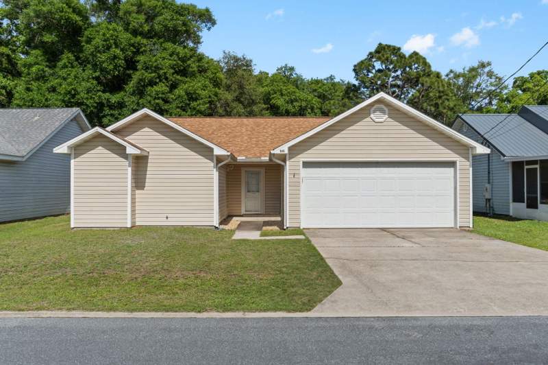 3 bedroom Detached Single Family at 946 Emily Circle, Mills Landing, Fort Walton Beach — photo 2