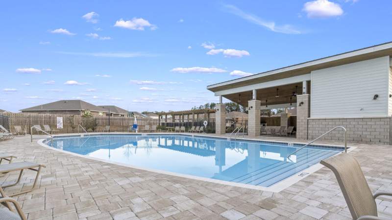 4 bedroom Detached Single Family at 4618 Commander Road, Patriot Ridge, Crestview — photo 4