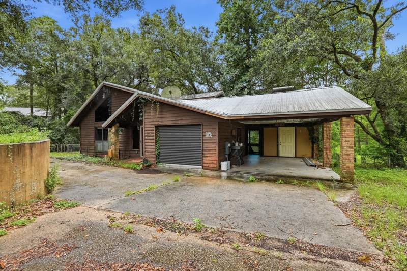 3 bedroom Detached Single Family at 5987 W Dogwood Drive, 231000.00, Crestview — photo 2
