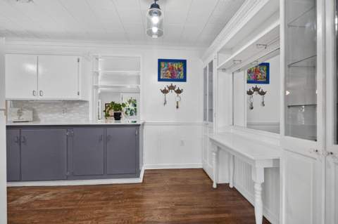 284 NE Beachview Drive, Fort Walton Beach FL - photo 16 of 30