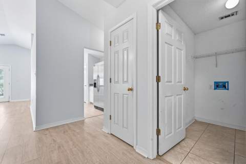 1024 Freeport Court, Mary Esther FL - photo 13 of 42