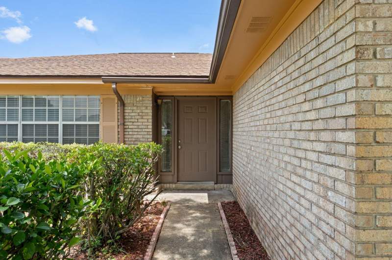 4 bedroom Detached Single Family at 103 Tanglewood Court, Tanglewood Sd, Fort Walton Beach — photo 2