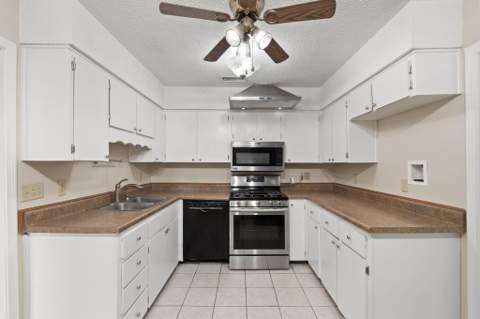 103 Tanglewood Court, Fort Walton Beach FL - photo 11 of 30