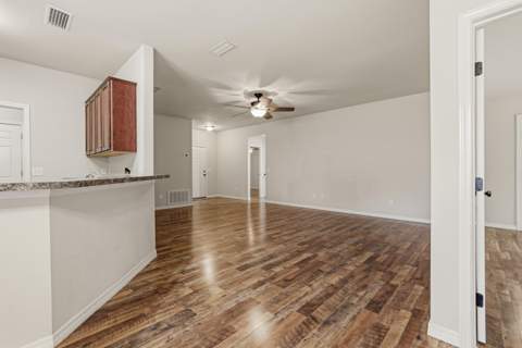 646 Hunters Ridge Road, DeFuniak Springs FL - photo 8 of 44