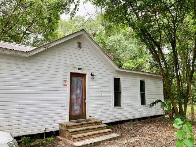 2 bedroom Detached Single Family at 127 N 10Th Street, Town Of Defuniak Springs, DeFuniak Springs — photo 2