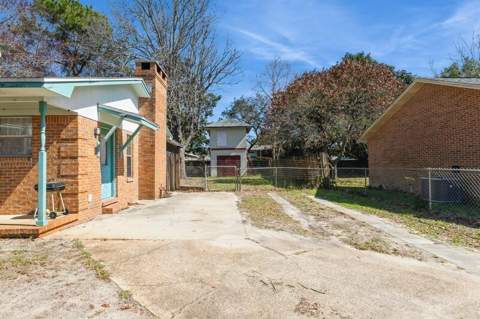 243 Paschel Avenue, Mary Esther FL - photo 13 of 19