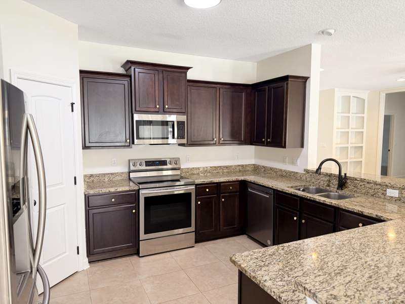 4 bedroom Detached Single Family at 5181 Rabbit Run, Overlook At Chestnut Ridge, Crestview — photo 4