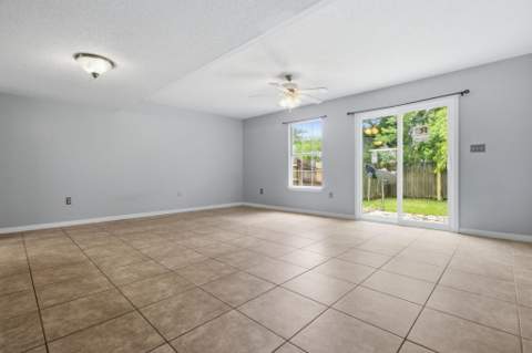 360 Schneider Drive #4, Fort Walton Beach FL - photo 15 of 33