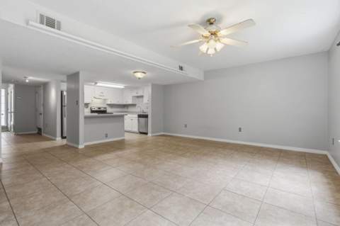 360 Schneider Drive #4, Fort Walton Beach FL - photo 17 of 33