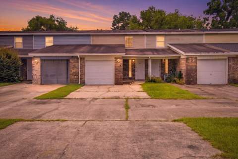 360 Schneider Drive #4, Fort Walton Beach FL - photo 7 of 33