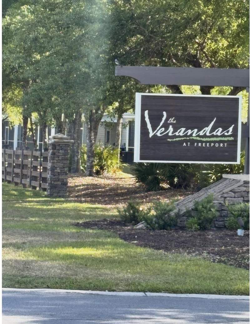 3 bedroom Townhouse at 352 N Sand Palm Road #Vista Unit, Verandas At Freeport, Freeport — photo 5