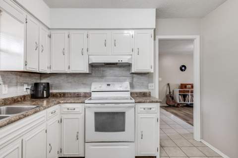 469 Stillwell Boulevard, Crestview FL - photo 14 of 32