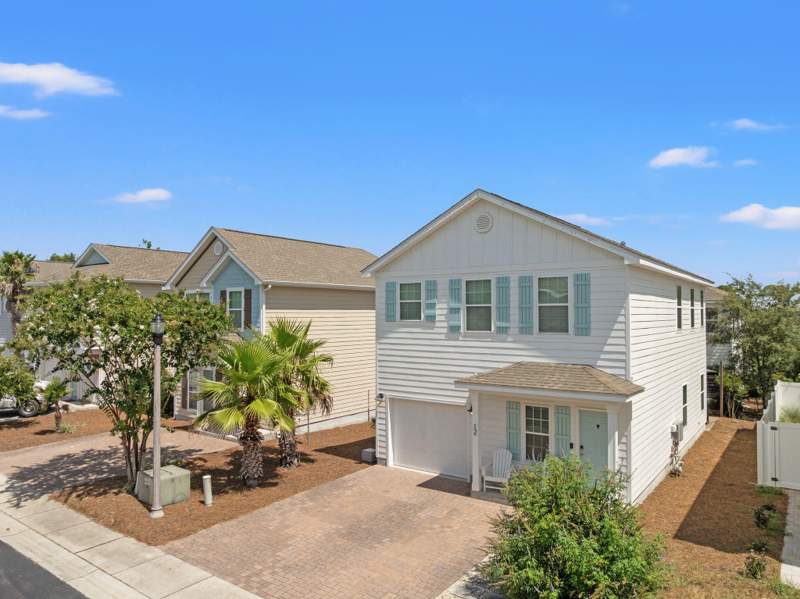 3 bedroom Detached Single Family at 12 St Vincent Lane, West Shore Place, Inlet Beach — photo 2