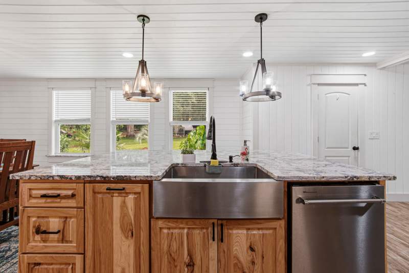 4 bedroom Detached Single Family at 108 Hayes Road, DeFuniak Springs, DeFuniak Springs — photo 3