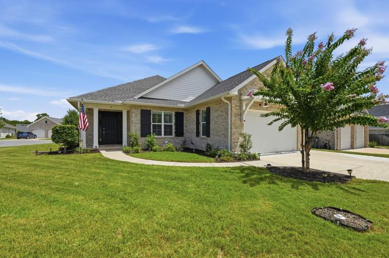 4 bedroom Detached Single Family at 111 Hornet Lane, Raiders Landing Ph 1, Valparaiso — photo 5