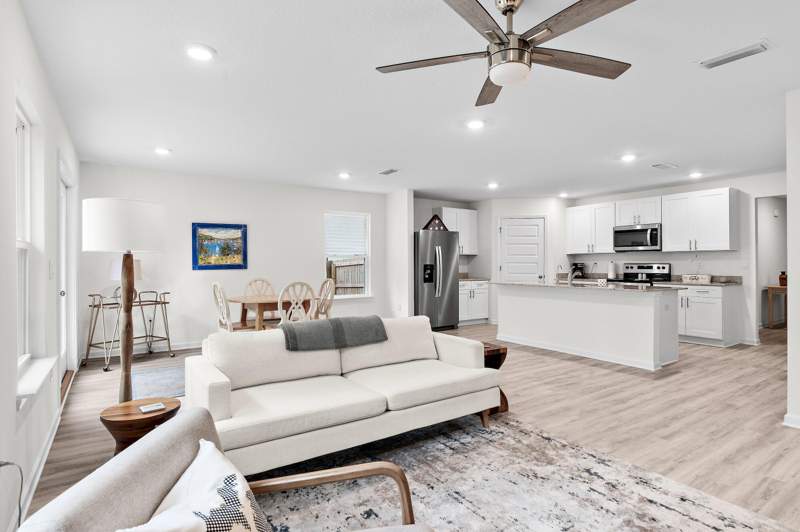3 bedroom Detached Single Family at 228 Sweet Blossom, Ashton Park Ph II, Freeport — photo 5
