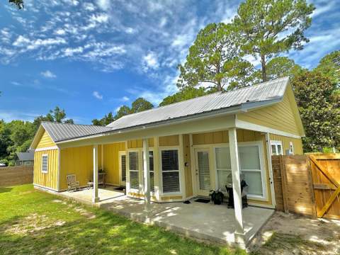 193 Polk Street, Freeport FL - photo 10 of 44