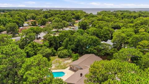 668 Brookhaven Way, Niceville FL - photo 8 of 75