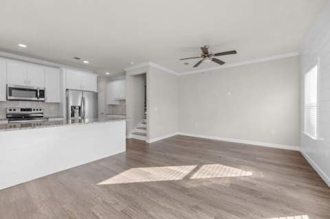 1816 Stable Lane #B9, Fort Walton Beach FL - photo 8 of 33