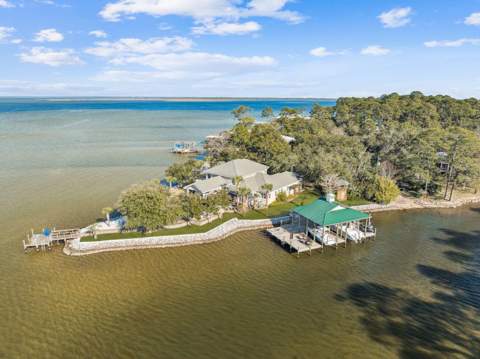 221 Bay Circle Drive, Santa Rosa Beach FL - photo 8 of 102